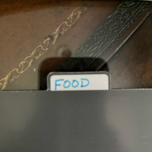 Thirty-One Coupon Clutch ~ Party Punch Used - Picture 7 of 11